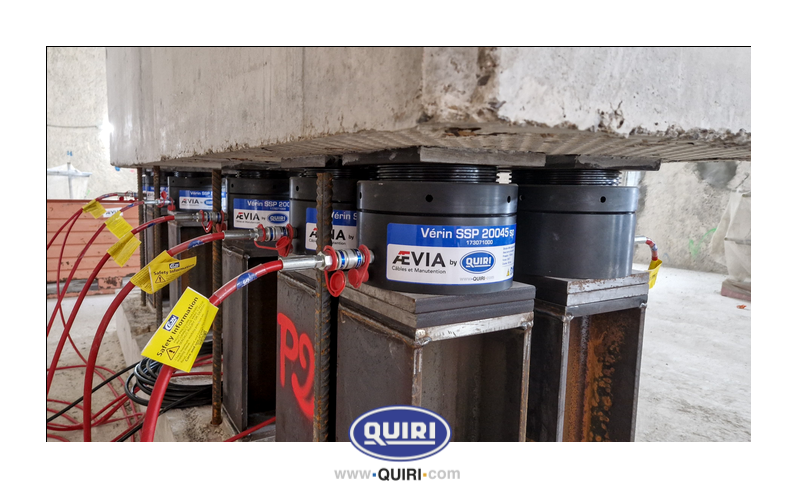 Quiri jacks are lifting the Saint Maur Créteil station as part of the Greater Paris metro project - Lifting equipments - Quiri